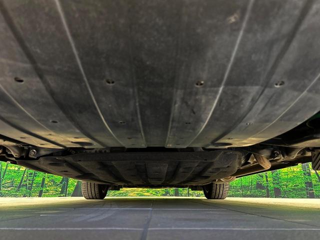 ヴェゼル ハイブリッドＲＳ・ホンダセンシング　バックカメラ　衝突被害軽減システム　禁煙車　ハーフレザーシート　ドラレコ　スマートキー　ＬＥＤヘッド　ビルトインＥＴＣ　純正１８インチアルミ　車線逸脱警報　オートライト　デュアルエアコン（19枚目）