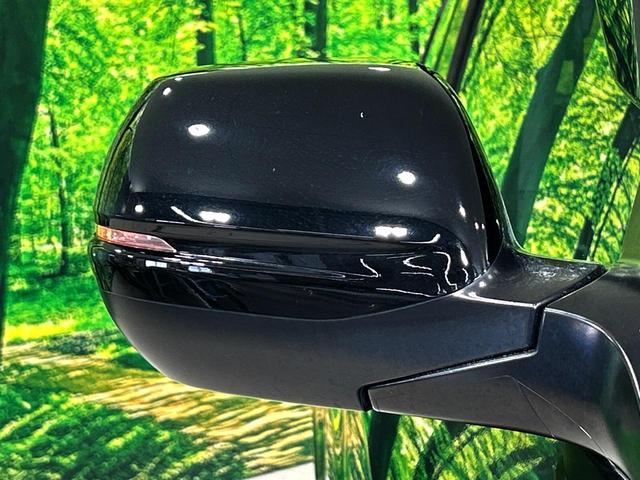 ヴェゼル ハイブリッドＲＳ・ホンダセンシング　バックカメラ　衝突被害軽減システム　禁煙車　ハーフレザーシート　ドラレコ　スマートキー　ＬＥＤヘッド　ビルトインＥＴＣ　純正１８インチアルミ　車線逸脱警報　オートライト　デュアルエアコン（22枚目）