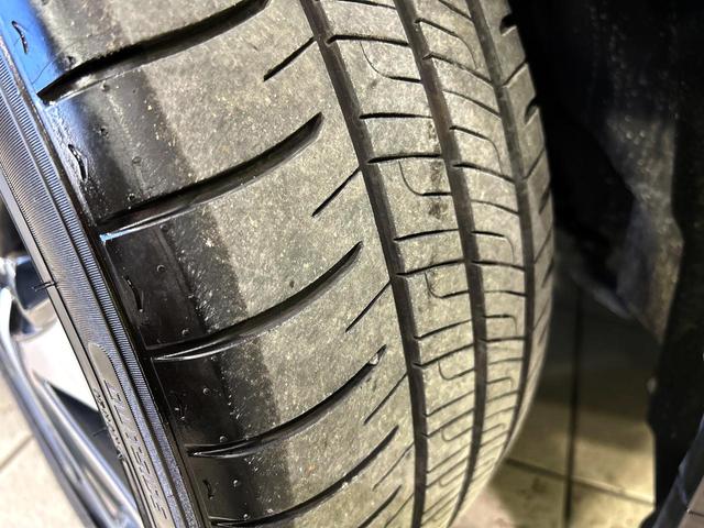 ヴェゼル ハイブリッドＲＳ・ホンダセンシング　バックカメラ　衝突被害軽減システム　禁煙車　ハーフレザーシート　ドラレコ　スマートキー　ＬＥＤヘッド　ビルトインＥＴＣ　純正１８インチアルミ　車線逸脱警報　オートライト　デュアルエアコン（24枚目）