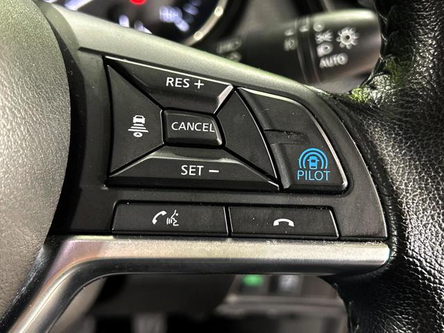 エクストレイル ２０Ｘｉ　プロパイロット　純正９型ナビ　全周囲カメラ　インテリジェントエマージェンシーブレーキ　デジタルインナーミラー　禁煙車　電動リアゲート　全席シートヒーター　ＬＥＤヘッド　ルーフレール　ＥＴＣ（5枚目）