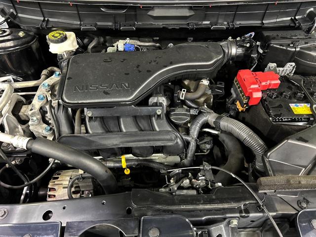 エクストレイル ２０Ｘｉ　プロパイロット　純正９型ナビ　全周囲カメラ　インテリジェントエマージェンシーブレーキ　デジタルインナーミラー　禁煙車　電動リアゲート　全席シートヒーター　ＬＥＤヘッド　ルーフレール　ＥＴＣ（18枚目）