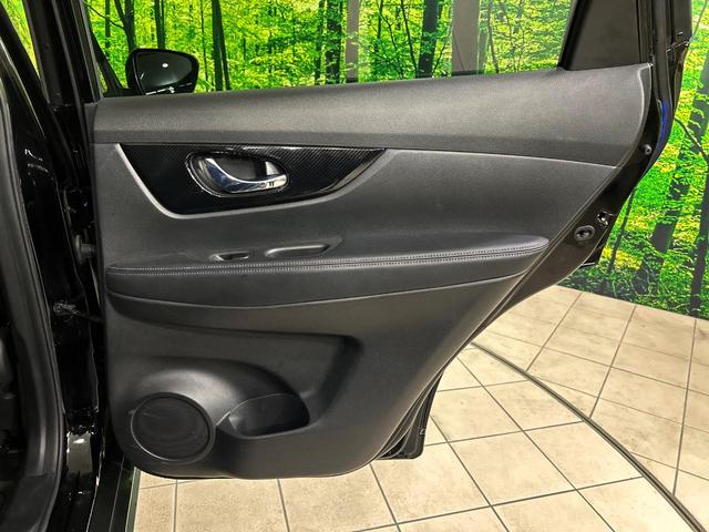 エクストレイル ２０Ｘｉ　プロパイロット　純正９型ナビ　全周囲カメラ　インテリジェントエマージェンシーブレーキ　デジタルインナーミラー　禁煙車　電動リアゲート　全席シートヒーター　ＬＥＤヘッド　ルーフレール　ＥＴＣ（40枚目）