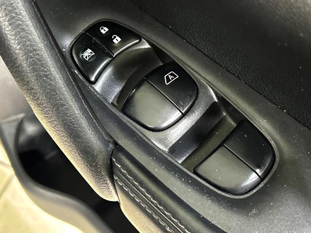 エクストレイル ２０Ｘｉ　プロパイロット　純正９型ナビ　全周囲カメラ　インテリジェントエマージェンシーブレーキ　デジタルインナーミラー　禁煙車　電動リアゲート　全席シートヒーター　ＬＥＤヘッド　ルーフレール　ＥＴＣ（43枚目）