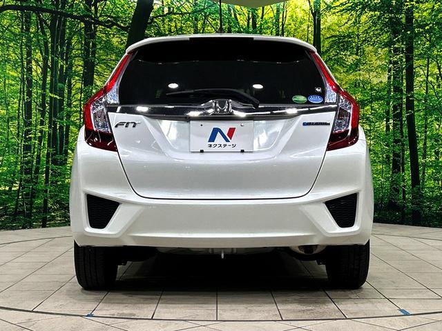 フィットハイブリッド Ｌパッケージ　純正ナビ　シティブレーキアクティブシステム　バックカメラ　禁煙車　ＬＥＤヘッド　ＥＴＣ　クルーズコントロール　オートライト　オートエアコン　Ｂｌｕｅｔｏｏｔｈ　ＣＤ　ＤＶＤ再生（15枚目）