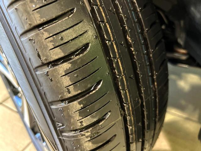 ライズ Ｚ　登録済未使用車　純正９型ディスプレイ　全周囲カメラ　スマートアシスト　レーダークルーズ　シートヒーター　ＬＥＤヘッド　純正１７インチアルミ　オートハイビーム　車線逸脱警報　オートライト（29枚目）