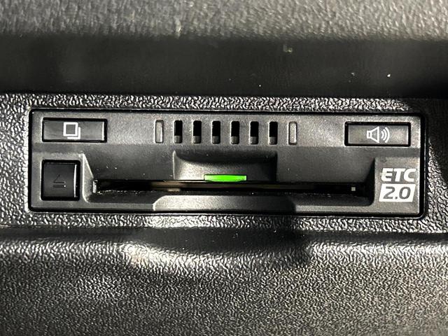 ハイエースバン ロングDX ディーゼル(軽油) 純正ナビ バックカメラ セーフティセンス 禁煙車 ETC2.0 オートハイビーム 車線逸脱警報 オートライト Bluetooth CD フルセグ(6枚目)