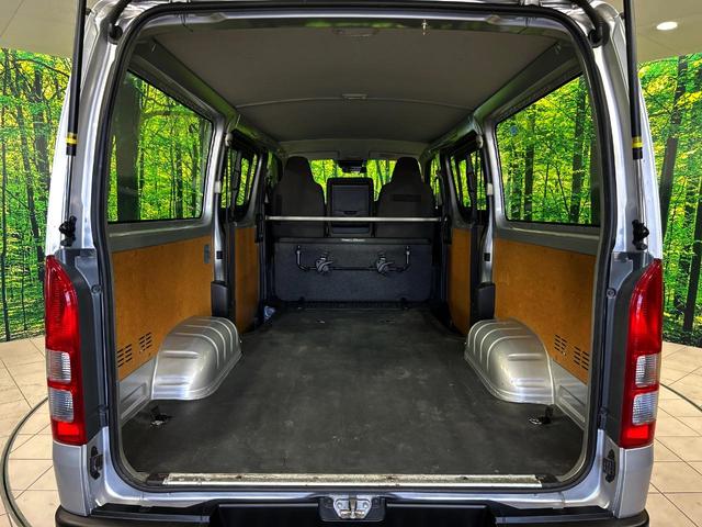 ハイエースバン ロングDX ディーゼル(軽油) 純正ナビ バックカメラ セーフティセンス 禁煙車 ETC2.0 オートハイビーム 車線逸脱警報 オートライト Bluetooth CD フルセグ(10枚目)