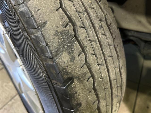 ハイエースバン ロングDX ディーゼル(軽油) 純正ナビ バックカメラ セーフティセンス 禁煙車 ETC2.0 オートハイビーム 車線逸脱警報 オートライト Bluetooth CD フルセグ(24枚目)