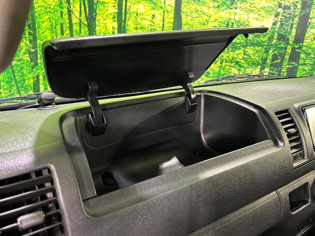 ハイエースバン ロングDX ディーゼル(軽油) 純正ナビ バックカメラ セーフティセンス 禁煙車 ETC2.0 オートハイビーム 車線逸脱警報 オートライト Bluetooth CD フルセグ(36枚目)