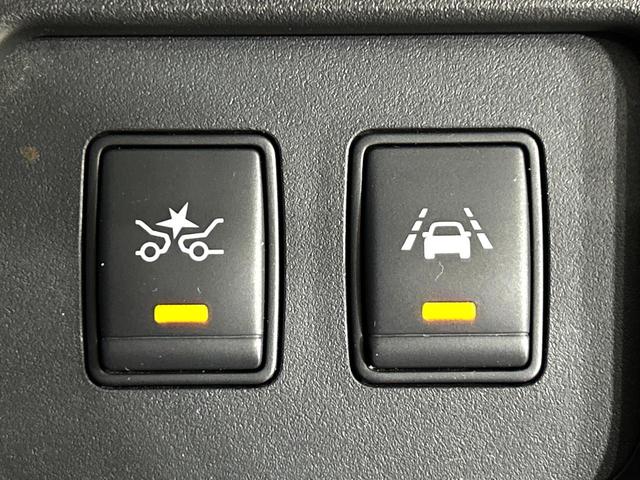 セレナ ハイウェイスターＶエアロモード＋セフティＳＨＶＡセフ　両側電動ドア　全周囲カメラ　衝突被害軽減システム　禁煙車　ドラレコ　スマートキー　ＬＥＤヘッド　ビルトインＥＴＣ　クルコン　純正１６インチアルミ　車線逸脱警報　オートライト　オートエアコン（50枚目）