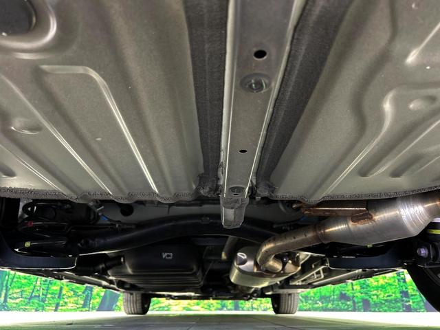 ヴォクシー Ｓ－Ｚ　ナビ付純正１０．５型ディスプレイ　セーフティセンス　両側電動スライドドア　バックカメラ　レーダークルーズ　禁煙車　ハーフレザーシート　ＬＥＤヘッド　ＥＴＣ２．０　純正１７インチアルミ（20枚目）