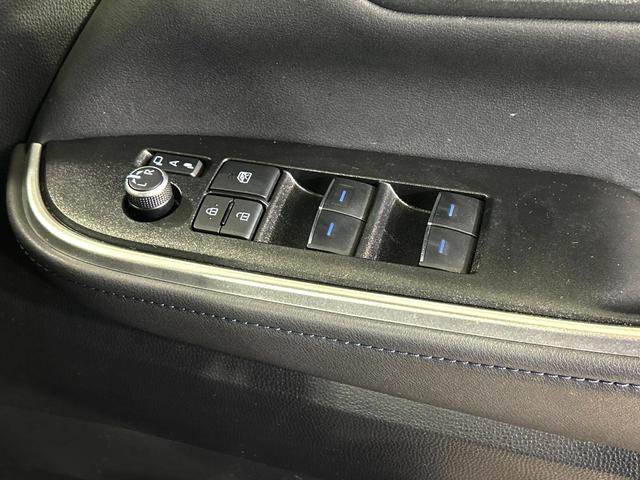 ヴォクシー Ｓ－Ｚ　ナビ付純正１０．５型ディスプレイ　セーフティセンス　両側電動スライドドア　バックカメラ　レーダークルーズ　禁煙車　ハーフレザーシート　ＬＥＤヘッド　ＥＴＣ２．０　純正１７インチアルミ（58枚目）