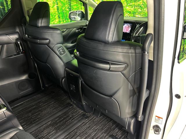 ヴェルファイア ２．５Ｚ　Ｇエディション　純正９インチナビ　後席モニター　セーフティセンス　両側電動スライドドア　バックカメラ　禁煙車　電動リアゲート　シートベンチレーション　デジタルインナーミラー　三眼ＬＥＤヘッド　１００Ｖ電源（45枚目）