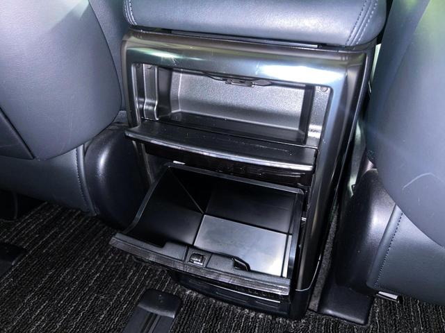 ヴェルファイア ２．５Ｚ　Ｇエディション　純正９インチナビ　後席モニター　セーフティセンス　両側電動スライドドア　バックカメラ　禁煙車　電動リアゲート　シートベンチレーション　デジタルインナーミラー　三眼ＬＥＤヘッド　１００Ｖ電源（47枚目）