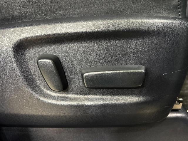 ヴェルファイア ２．５Ｚ　Ｇエディション　純正９インチナビ　後席モニター　セーフティセンス　両側電動スライドドア　バックカメラ　禁煙車　電動リアゲート　シートベンチレーション　デジタルインナーミラー　三眼ＬＥＤヘッド　１００Ｖ電源（49枚目）