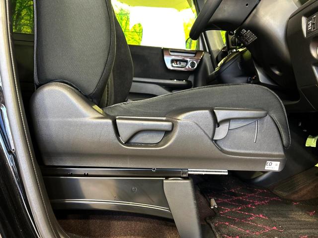 N-BOXカスタム G・Lホンダセンシング 9インチナビ レーダークルーズコントロール バックカメラ パワースライドドア ドライブレコーダー ETC スマートキー LEDヘッドライト オートエアコン 電動格納ミラー(33枚目)