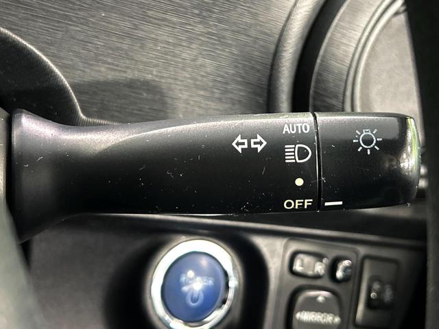 アクア Ｓ　ＳＤナビ　禁煙車　スマートキー　ＥＴＣ　オートエアコン　ＣＤ　ＤＶＤ再生　地デジ　オートライト　シートヒーター（7枚目）