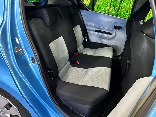 アクア Ｓ　ＳＤナビ　禁煙車　スマートキー　ＥＴＣ　オートエアコン　ＣＤ　ＤＶＤ再生　地デジ　オートライト　シートヒーター（9枚目）