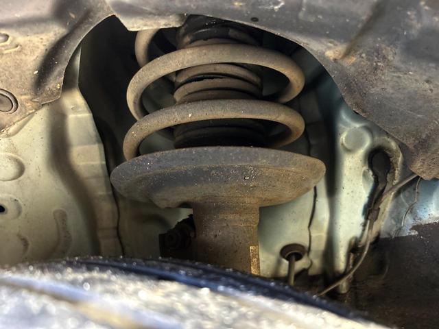 アクア Ｓ　ＳＤナビ　禁煙車　スマートキー　ＥＴＣ　オートエアコン　ＣＤ　ＤＶＤ再生　地デジ　オートライト　シートヒーター（20枚目）