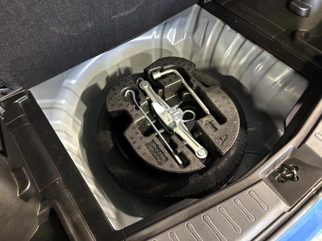 ノート Ｘ　ＤＩＧ－Ｓ　Ｖセレクション＋セーフティ　純正ＳＤナビ　全周囲カメラ　衝突被害軽減システム　禁煙車　コーナーセンサー　スマートキー　ＬＥＤヘッド　ＥＴＣ　車線逸脱警報　オートライト　オートエアコン　Ｂｌｕｅｔｏｏｔｈ　ＣＤ　ＤＶＤ再生（40枚目）