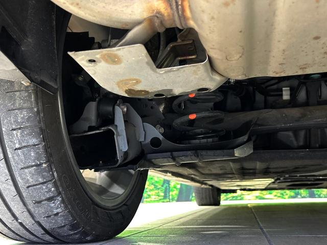 ＭＡＺＤＡ３ファストバック ＸＤバーガンディ　セレクション　ＢＯＳＥサウンド　マツダコネクトナビ　ブラインドスポットモニター　革シート　全周囲カメラ　ヘッドアップディスプレイ　レーダークルーズ　シートヒーター　ステアリングヒーター　パドルシフト　ＥＴＣ（20枚目）