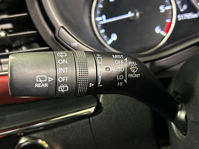 ＭＡＺＤＡ３ファストバック ＸＤバーガンディ　セレクション　ＢＯＳＥサウンド　マツダコネクトナビ　ブラインドスポットモニター　革シート　全周囲カメラ　ヘッドアップディスプレイ　レーダークルーズ　シートヒーター　ステアリングヒーター　パドルシフト　ＥＴＣ（28枚目）