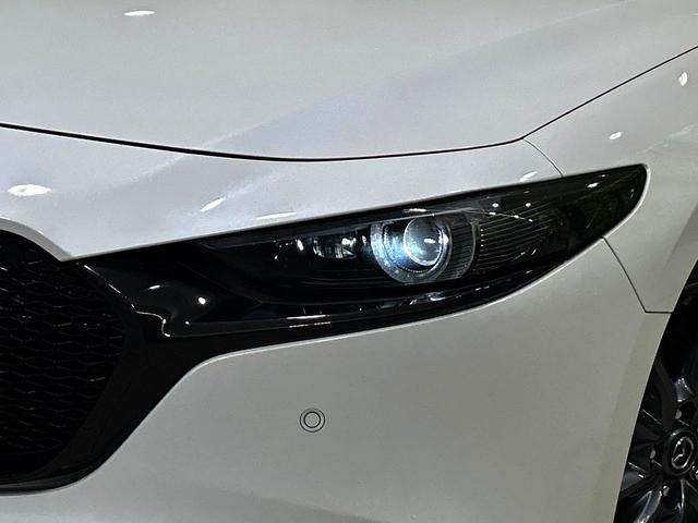 ＭＡＺＤＡ３ファストバック ＸＤバーガンディ　セレクション　ＢＯＳＥサウンド　マツダコネクトナビ　ブラインドスポットモニター　革シート　全周囲カメラ　ヘッドアップディスプレイ　レーダークルーズ　シートヒーター　ステアリングヒーター　パドルシフト　ＥＴＣ（60枚目）