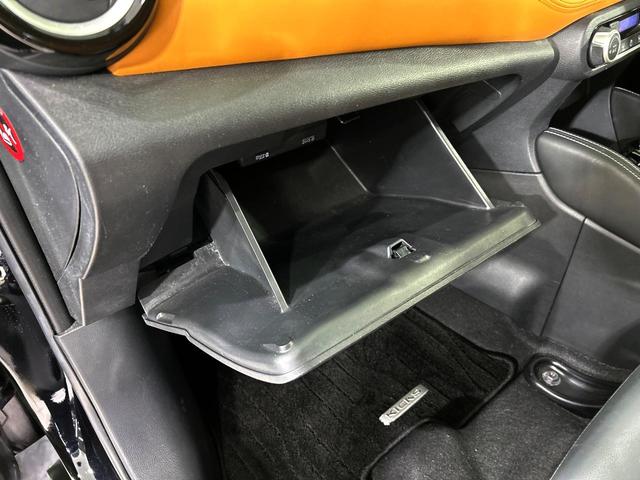 キックス X ツートーンインテリアエディション プロパイロット 純正9インチナビ 全周囲カメラ エマージェンシーブレーキ デジタルインナーミラー シートヒーター 禁煙車 LEDヘッド ルーフレール ETC 純正17インチアルミ(39枚目)