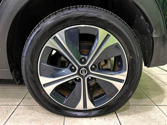 キックス X ツートーンインテリアエディション プロパイロット 純正9インチナビ 全周囲カメラ エマージェンシーブレーキ デジタルインナーミラー シートヒーター 禁煙車 LEDヘッド ルーフレール ETC 純正17インチアルミ(61枚目)