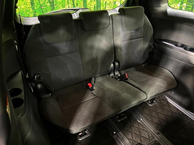 エスティマ アエラス　両側電動ドア　バックカメラ　衝突被害軽減システム　禁煙車　電動リアゲート　ドラレコ　コーナーセンサー　スマートキー　ＬＥＤヘッド　ビルトインＥＴＣ　クルコン　純正１７インチアルミ（10枚目）