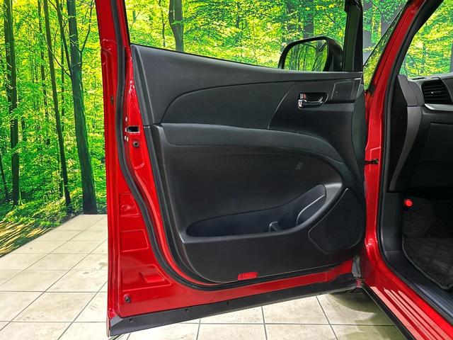 エスティマ アエラス　両側電動ドア　バックカメラ　衝突被害軽減システム　禁煙車　電動リアゲート　ドラレコ　コーナーセンサー　スマートキー　ＬＥＤヘッド　ビルトインＥＴＣ　クルコン　純正１７インチアルミ（32枚目）