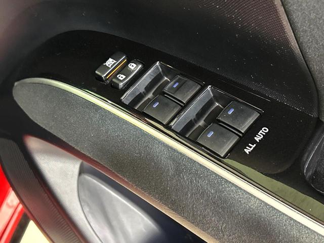 エスティマ アエラス　両側電動ドア　バックカメラ　衝突被害軽減システム　禁煙車　電動リアゲート　ドラレコ　コーナーセンサー　スマートキー　ＬＥＤヘッド　ビルトインＥＴＣ　クルコン　純正１７インチアルミ（57枚目）