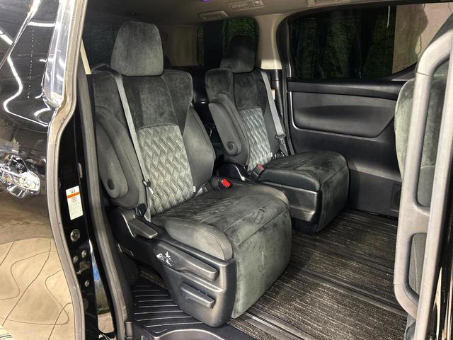 ヴェルファイア ２．５Ｚ　Ａエディション　ＢＩＧ－Ｘ９インチナビ　フリップダウンモニター　バックカメラ　レーダークルーズコントロール　両側パワースライドドア　オートマチックハイビーム　オットマン　ＥＴＣ　スマートキー（9枚目）