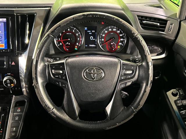 ヴェルファイア ２．５Ｚ　Ａエディション　ＢＩＧ－Ｘ９インチナビ　フリップダウンモニター　バックカメラ　レーダークルーズコントロール　両側パワースライドドア　オートマチックハイビーム　オットマン　ＥＴＣ　スマートキー（12枚目）