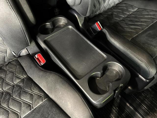 ヴェルファイア ２．５Ｚ　Ａエディション　ＢＩＧ－Ｘ９インチナビ　フリップダウンモニター　バックカメラ　レーダークルーズコントロール　両側パワースライドドア　オートマチックハイビーム　オットマン　ＥＴＣ　スマートキー（47枚目）