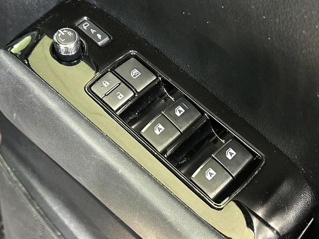 ヴェルファイア ２．５Ｚ　Ａエディション　ＢＩＧ－Ｘ９インチナビ　フリップダウンモニター　バックカメラ　レーダークルーズコントロール　両側パワースライドドア　オートマチックハイビーム　オットマン　ＥＴＣ　スマートキー（49枚目）