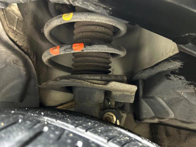 セレナ ハイウェイスター　Ｖセレ＋セーフティＩＩ　ＳＨＶ　両側電動ドア　純正ＳＤナビ　後席モニター　全周囲カメラ　衝突被害軽減システム　禁煙車　コーナーセンサー　スマートキー　ＬＥＤヘッド　ビルトインＥＴＣ　クルコン　純正１６インチアルミ　車線逸脱警報（22枚目）