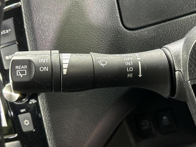 セレナ ハイウェイスター　Ｖセレ＋セーフティＩＩ　ＳＨＶ　両側電動ドア　純正ＳＤナビ　後席モニター　全周囲カメラ　衝突被害軽減システム　禁煙車　コーナーセンサー　スマートキー　ＬＥＤヘッド　ビルトインＥＴＣ　クルコン　純正１６インチアルミ　車線逸脱警報（29枚目）