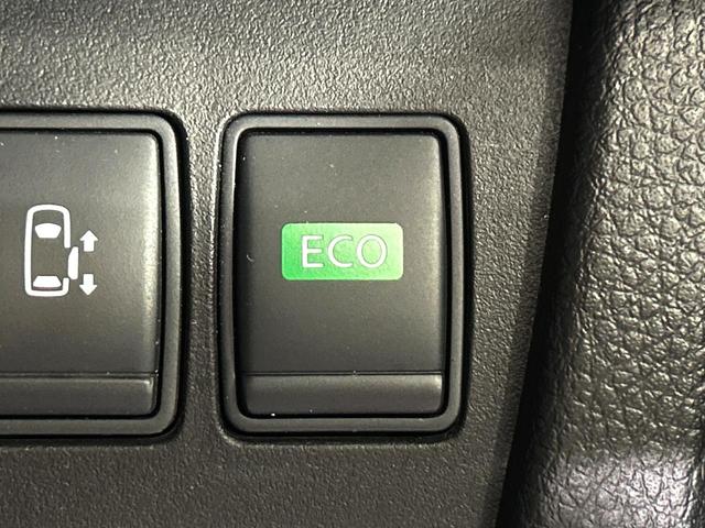 セレナ ハイウェイスター　Ｖセレ＋セーフティＩＩ　ＳＨＶ　両側電動ドア　純正ＳＤナビ　後席モニター　全周囲カメラ　衝突被害軽減システム　禁煙車　コーナーセンサー　スマートキー　ＬＥＤヘッド　ビルトインＥＴＣ　クルコン　純正１６インチアルミ　車線逸脱警報（49枚目）