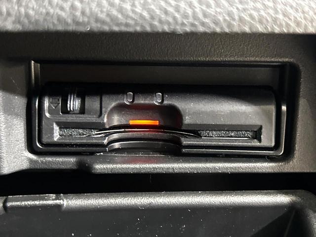 セレナ ハイウェイスター　Ｖセレ＋セーフティＩＩ　ＳＨＶ　両側電動ドア　純正ＳＤナビ　後席モニター　全周囲カメラ　衝突被害軽減システム　禁煙車　コーナーセンサー　スマートキー　ＬＥＤヘッド　ビルトインＥＴＣ　クルコン　純正１６インチアルミ　車線逸脱警報（53枚目）