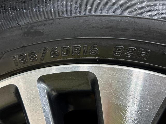 セレナ ハイウェイスター　Ｖセレ＋セーフティＩＩ　ＳＨＶ　両側電動ドア　純正ＳＤナビ　後席モニター　全周囲カメラ　衝突被害軽減システム　禁煙車　コーナーセンサー　スマートキー　ＬＥＤヘッド　ビルトインＥＴＣ　クルコン　純正１６インチアルミ　車線逸脱警報（66枚目）