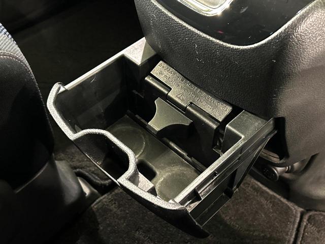 セレナ ハイウェイスター S-ハイブリッド Vセレクション 両側電動ドア 純正SDナビ 後席モニター 禁煙車 スマートキー LEDヘッド クルコン 純正16インチアルミ オートライト オートエアコン リアエアコン Bluetooth CD DVD再生 地デジ(59枚目)