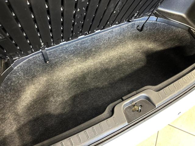 セレナ ハイウェイスター S-ハイブリッド Vセレクション 両側電動ドア 純正SDナビ 後席モニター 禁煙車 スマートキー LEDヘッド クルコン 純正16インチアルミ オートライト オートエアコン リアエアコン Bluetooth CD DVD再生 地デジ(63枚目)