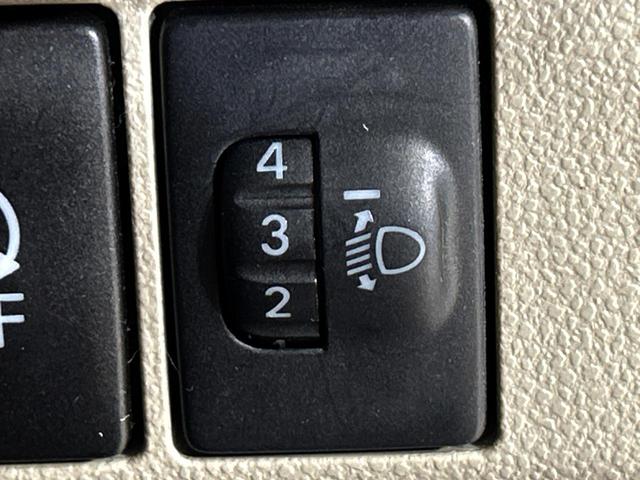 キャスト スタイルＸ　ＳＡＩＩ　衝突被害軽減システム　禁煙車　コーナーセンサー　スマートキー　オートライト　オートエアコン　アイドリングストップ　ＣＤ　ＡＵＸ　ヘッドライトレベライザー　電動格納ミラー（33枚目）