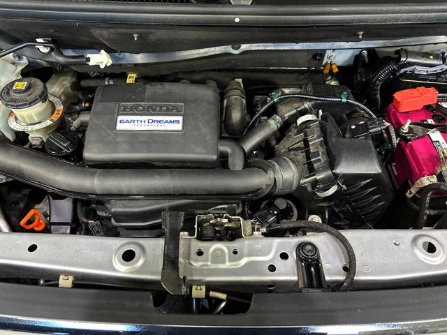 N-BOX G・EXホンダセンシング 8インチ純正ナビ バックカメラ レーダークルーズコントロール 両側パワースライドドア シートヒーター ドライブレコーダー ETC スマートキー トラクションコントロール ロールサンシェード(17枚目)