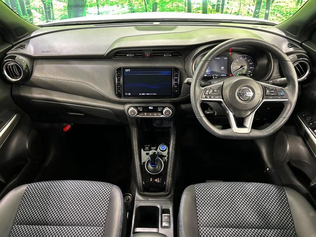 キックス Ｘ　プロパイロット　純正９インチナビ　全周囲カメラ　エマージェンシーブレーキ　デジタルインナーミラー　禁煙車　ＬＥＤヘッド　ルーフレール　ＥＴＣ　純正１７インチアルミ　オートハイビーム　オートライト（2枚目）