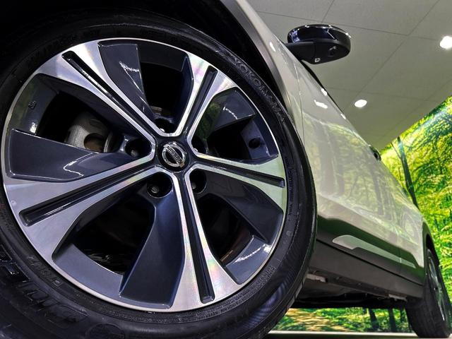 キックス Ｘ　プロパイロット　純正９インチナビ　全周囲カメラ　エマージェンシーブレーキ　デジタルインナーミラー　禁煙車　ＬＥＤヘッド　ルーフレール　ＥＴＣ　純正１７インチアルミ　オートハイビーム　オートライト（13枚目）