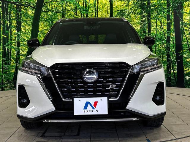 キックス Ｘ　プロパイロット　純正９インチナビ　全周囲カメラ　エマージェンシーブレーキ　デジタルインナーミラー　禁煙車　ＬＥＤヘッド　ルーフレール　ＥＴＣ　純正１７インチアルミ　オートハイビーム　オートライト（14枚目）