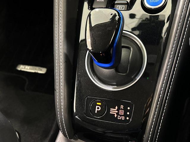 キックス Ｘ　プロパイロット　純正９インチナビ　全周囲カメラ　エマージェンシーブレーキ　デジタルインナーミラー　禁煙車　ＬＥＤヘッド　ルーフレール　ＥＴＣ　純正１７インチアルミ　オートハイビーム　オートライト（52枚目）