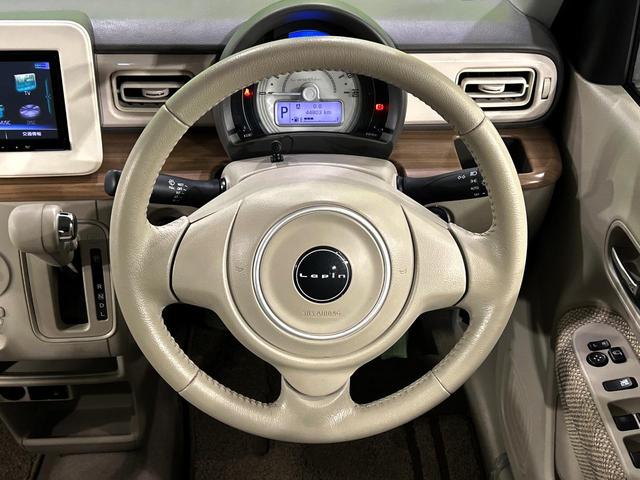 アルトラパン S 純正ナビ セーフティサポート シートヒーター 禁煙車 スマートキー HIDヘッド オートライト Bluetooth CD DVD再生 フルセグ(11枚目)